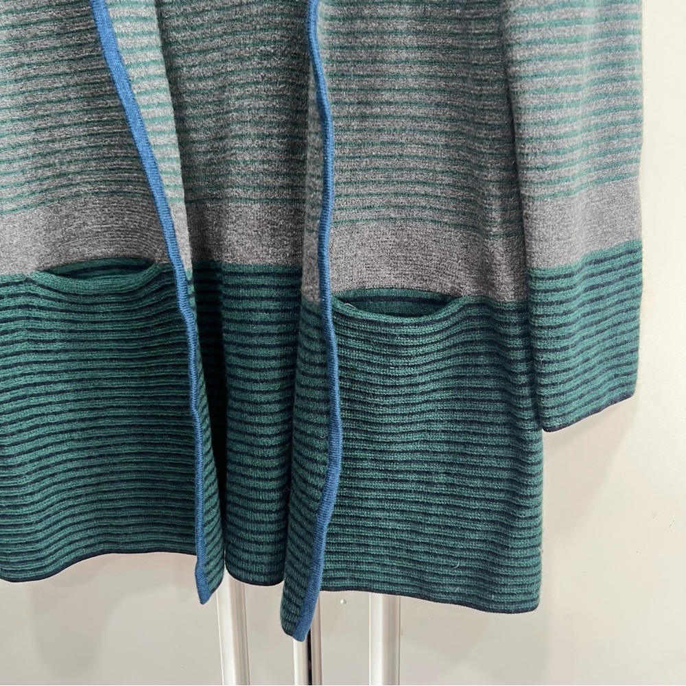 Talbots Pure Wool women multicolor‎ Cardigan size LP - Picture 9 of 9